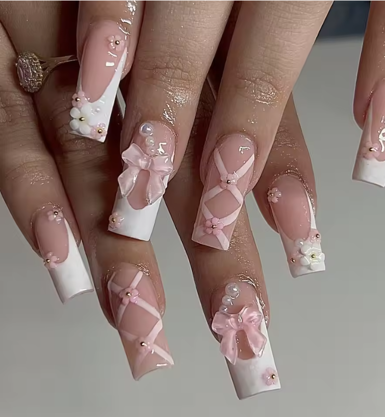 24 Nails Press-On – Charme Parisien en 3D